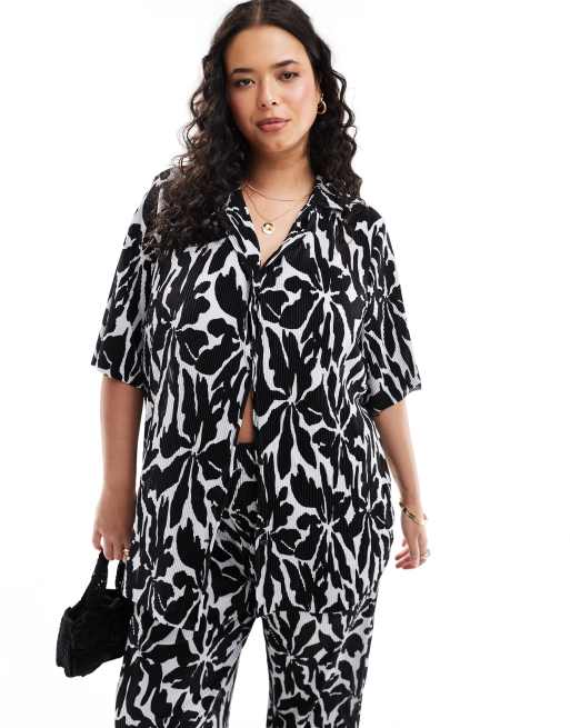 ONLY Curve bowling shirt co-ord in abstract flower print  