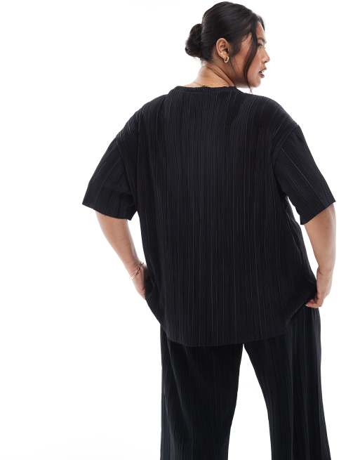 ONLY Curve boxy plisse t-shirt co-ord in black, 2 of 4