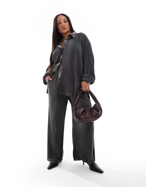ONLY Curve - Co-ord set van plissé overhemd en broek in grijs