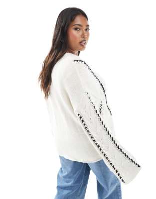 Only Curve Contrast Stitch Sweater In Black