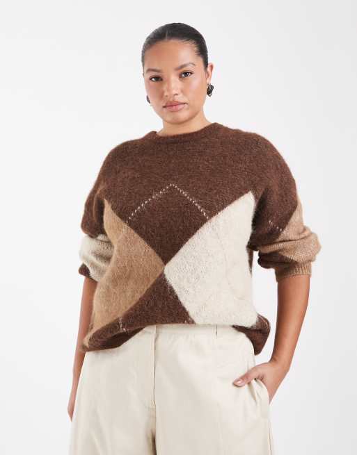 ONLY Curve crew neck knit sweater in beige argyle, 3 of 4