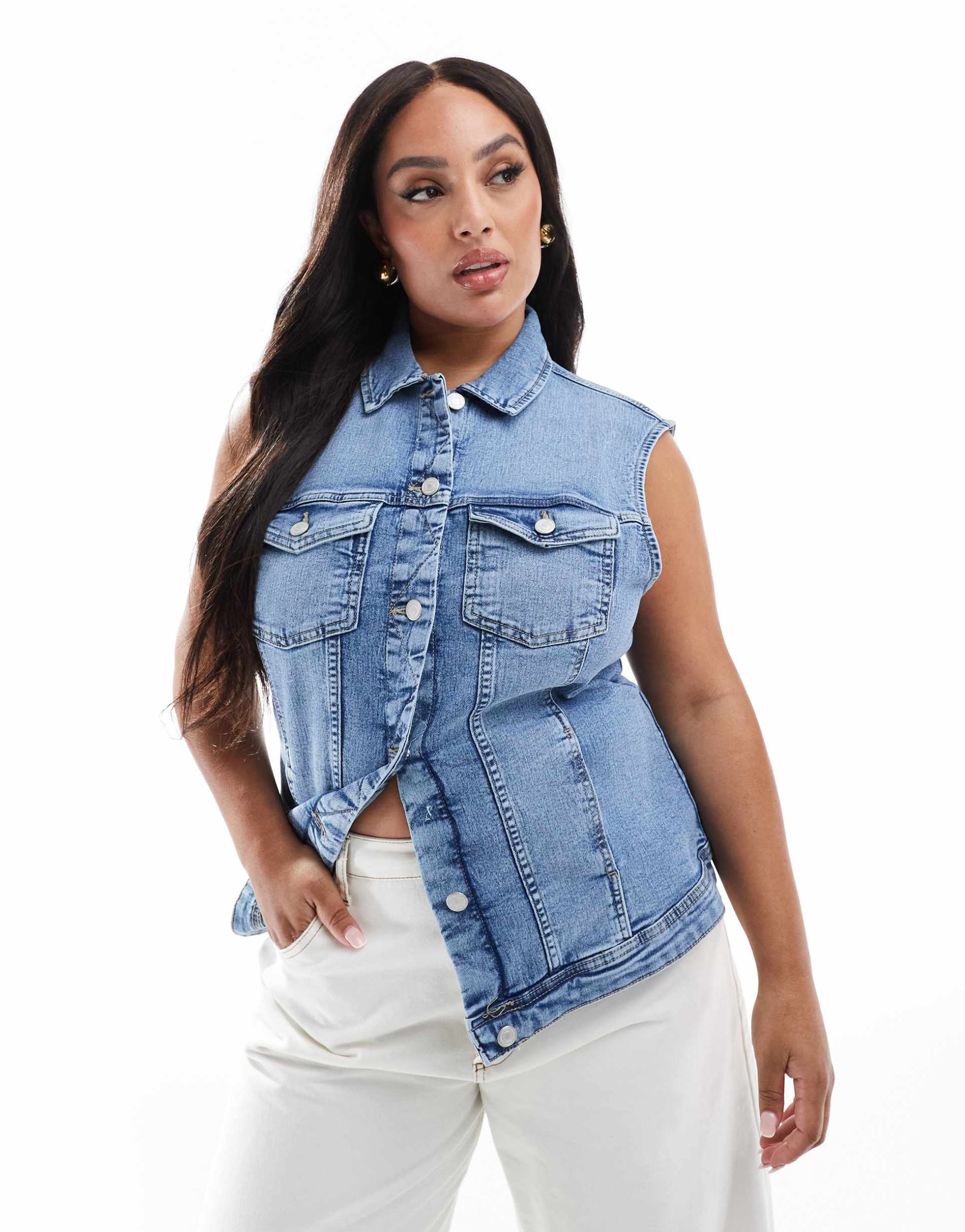 only curve denim vest in light blue wash