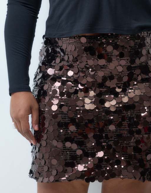 ONLY Curve disc sequin mini skirt in chocolate, 5 of 5