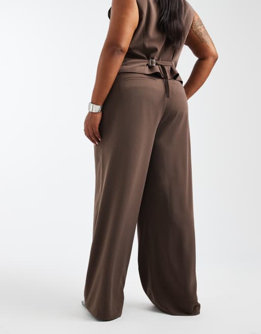 ONLY Curve - Elegante broek met wijde pijpen in chocoladebruin, deel van co-ord set, 4 van 5
