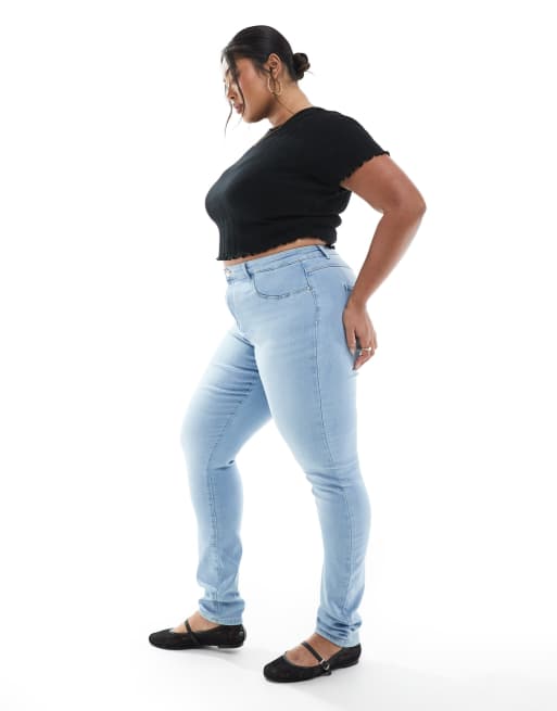 ONLY Curve – Jasnoniebieskie jeansy o obcisłym kroju push up, 3 z 5