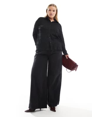 Only Curve Lace Shirt In Black