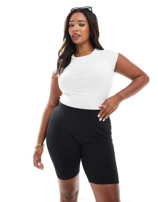 ONLY Curve legging shorts in black, 3 of 5