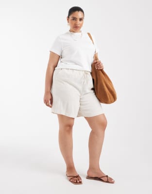 ONLY Curve linen blend shorts in cream moonbeam 8490₽