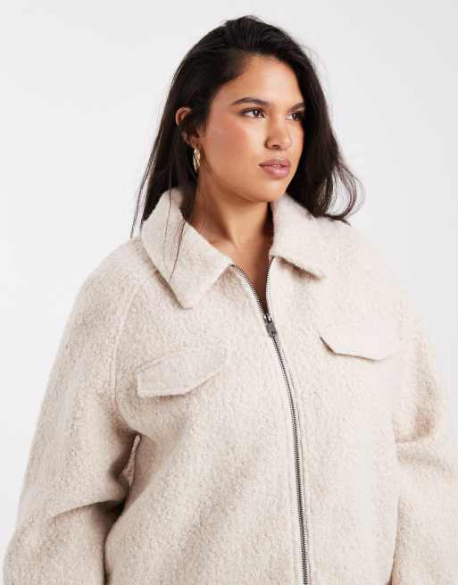 ONLY Curve – Ljusbeige jacka med dragkedja i bouclé, 3 av 4