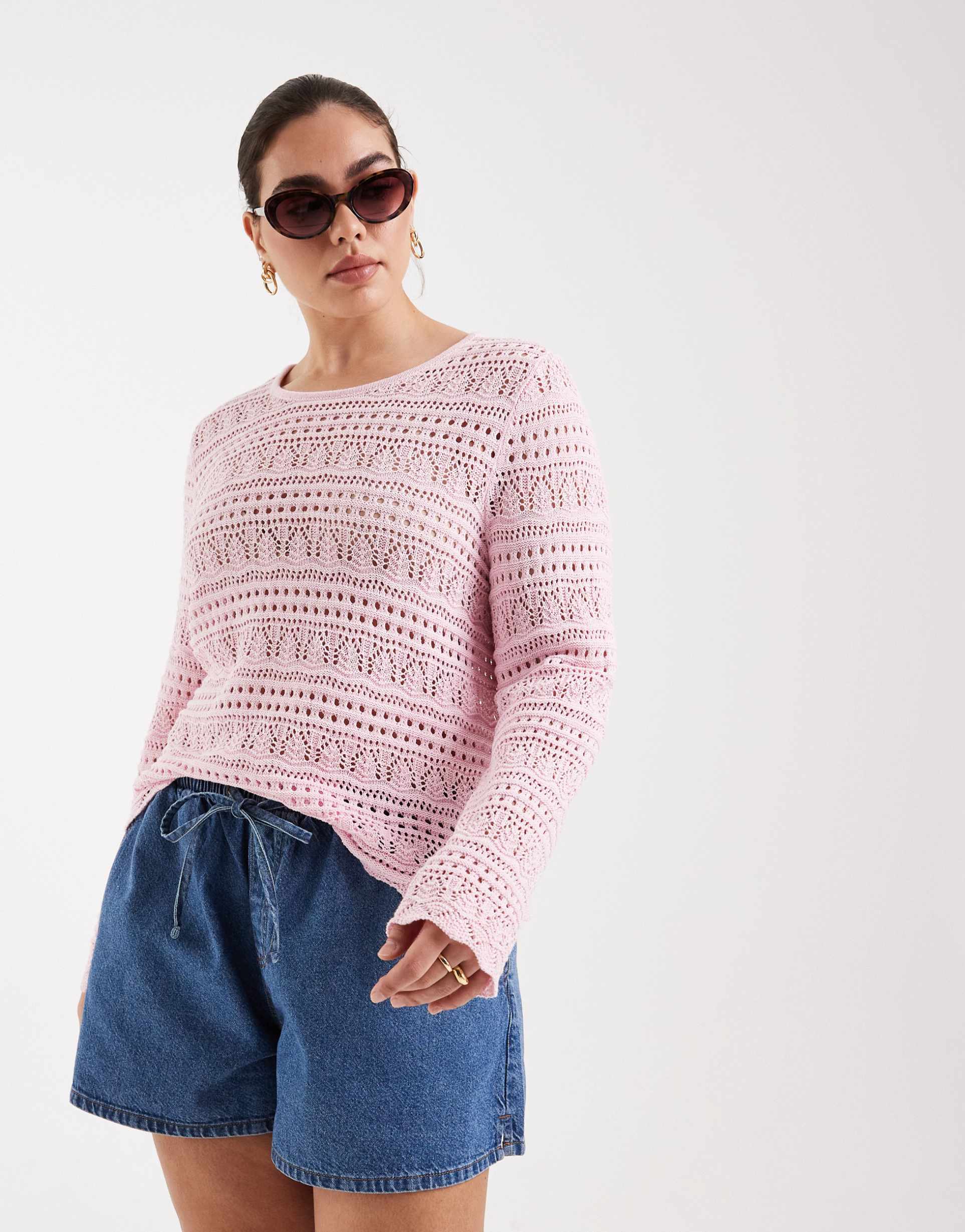 only curve long sleeve crochet top in pink