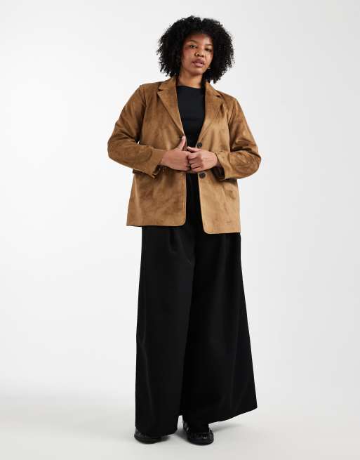 ONLY Curve - Lysebrun blazer i imiteret ruskind, 4 af 4