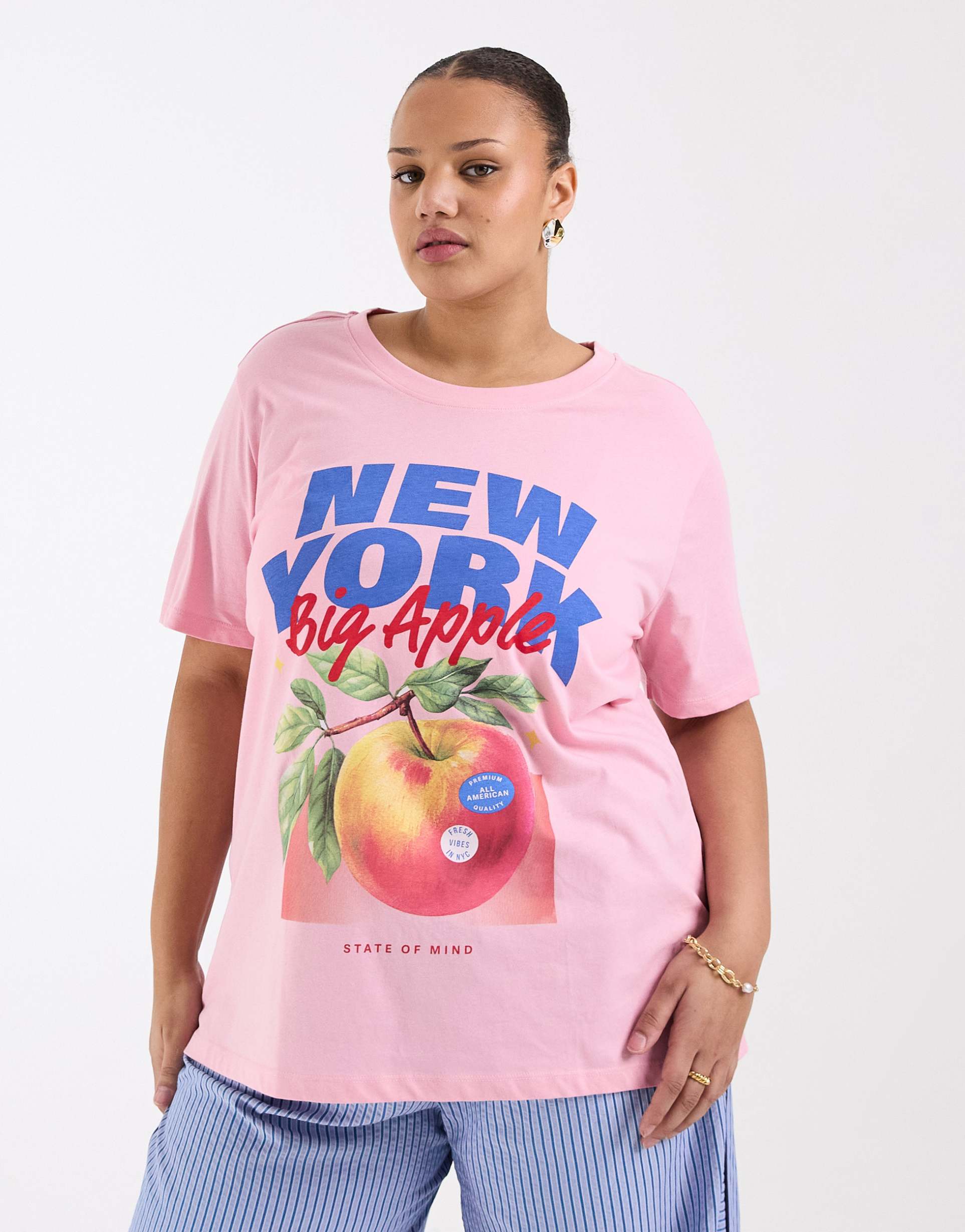 only curve new york print t-shirt in pink