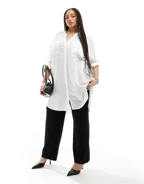 ONLY Curve – Oversize-Hemdbluse in Weiß mit V-Ausschnitt - view 1