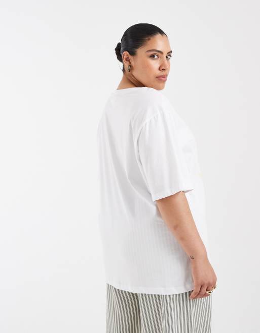 ONLY Curve oversize T-shirt with lobster print in white, 3 of 4