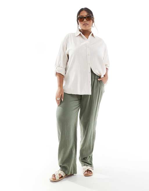 ONLY Curve oversized shirt in cream, 2 of 4