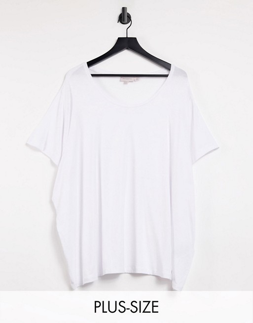 Only Curve oversized t-shirt in white