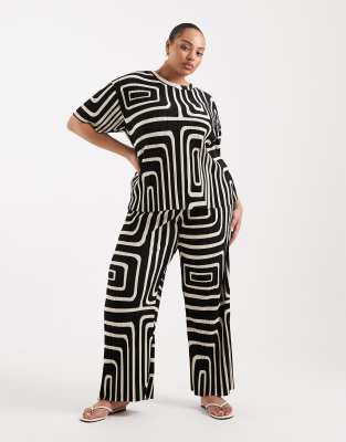 Geometric Print 4
