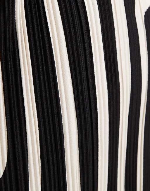 ONLY Curve plissé wide leg pants in black abstract print - part of a set, 5 of 5