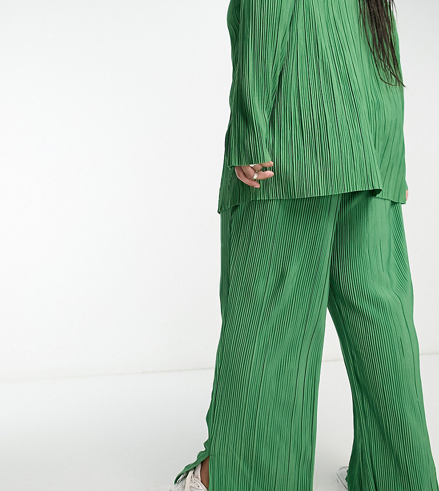 plisse wide leg pants with side slit in green - part of a set