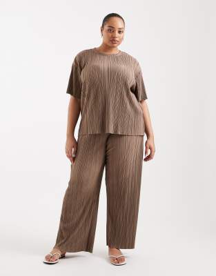 ONLY Curve plisse wide leg trousers co-ord in light brown