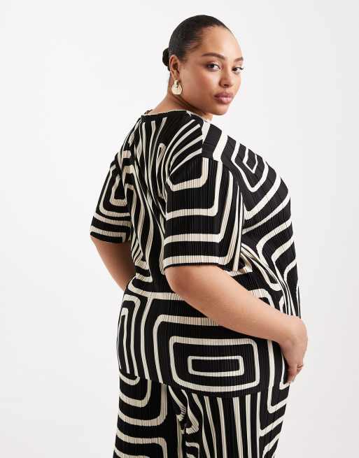 ONLY Curve – Plissee-Oberteil in Schwarz mit abstraktem Muster, Kombiteil, 4 von 4