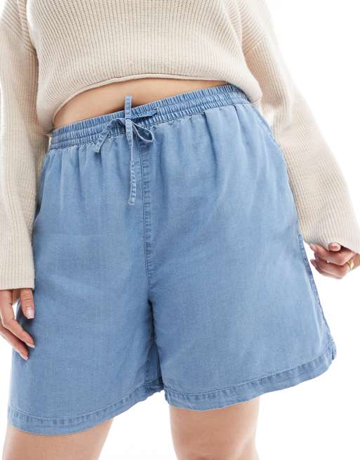 ONLY Curve - Pull-on-denimshorts i lyseblå 
