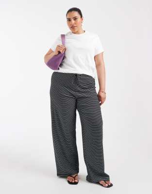 ONLY Curve pull on pants in black stripes black