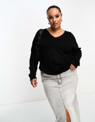 Only Curve - Pullover in Schwarz mit V-Ausschnitt