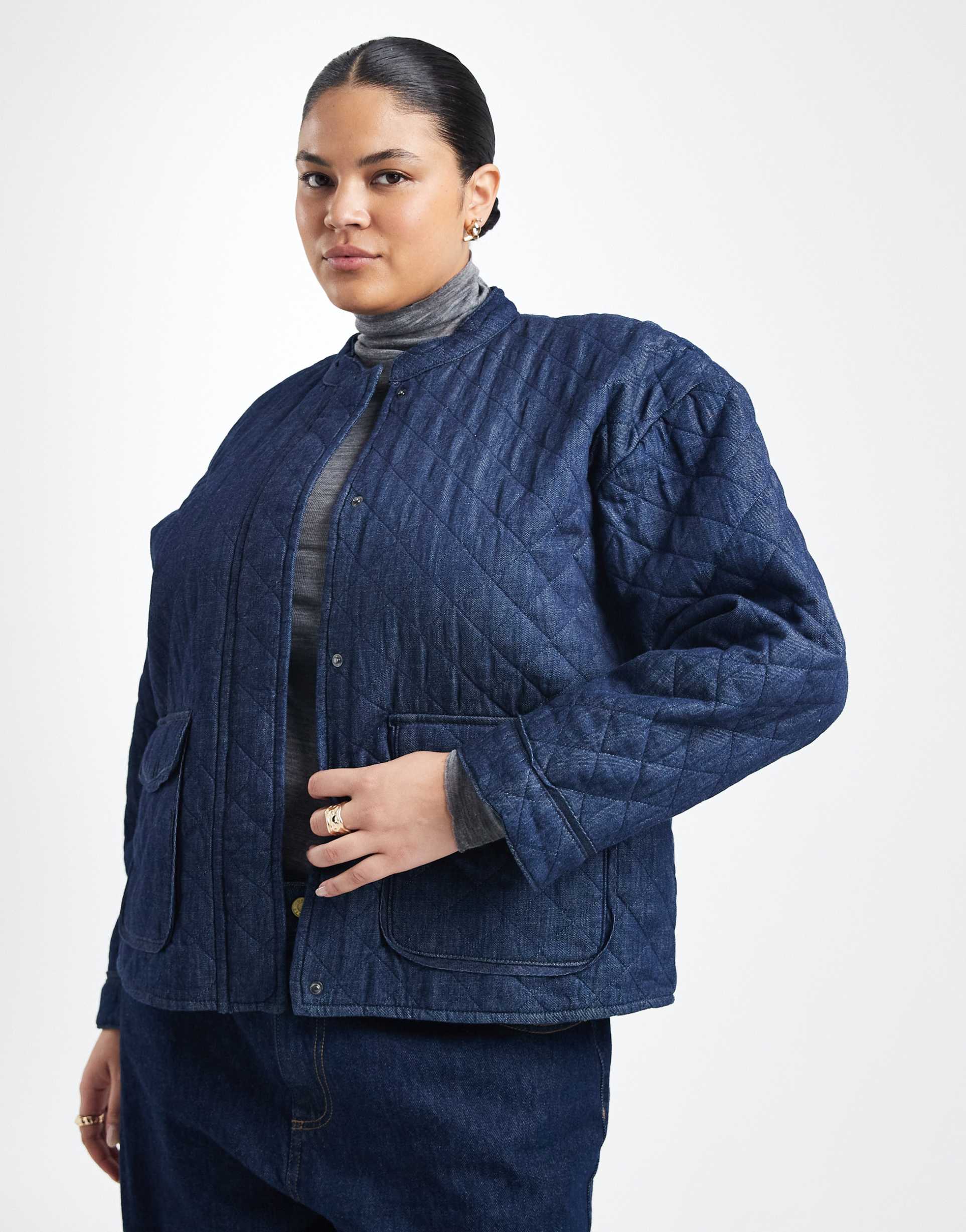only curve quilted denim jacket in dark blue