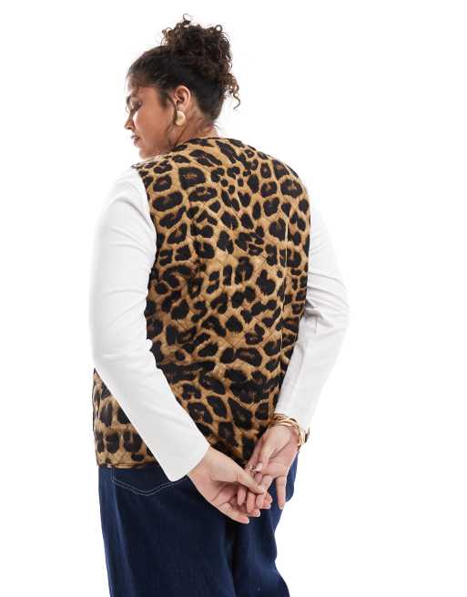 ONLY Curve quilted gilet in leopard print
