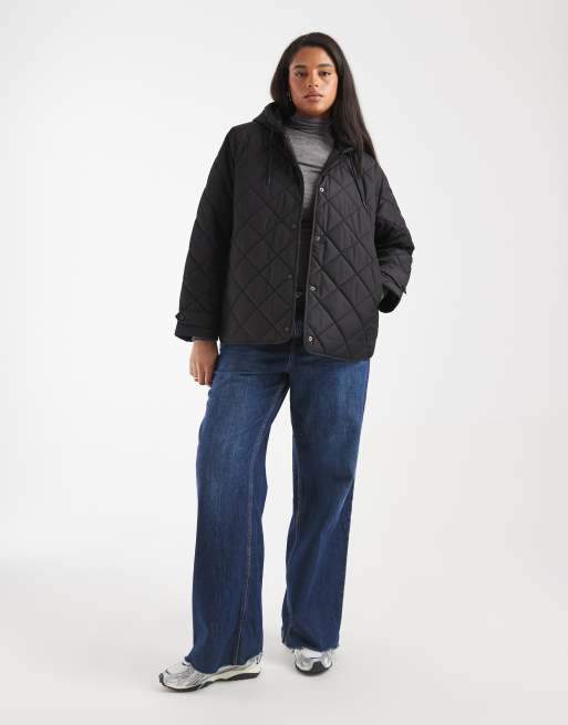 ONLY Curve quilted hooded jacket in black, 2 of 4