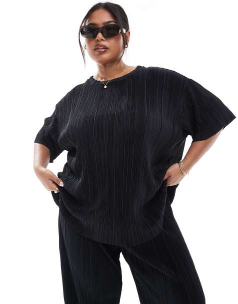 ONLY Curve - Recht plissé T-shirt in zwart, deel van co-ord set - view 1