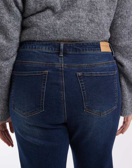 ONLY Curve Reese jeans med mellemhøj talje og svaj i rinse-mørkeblå denim, 5 af 5