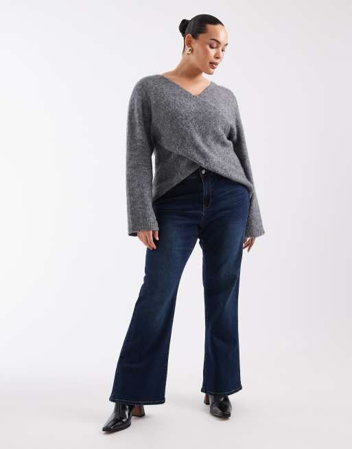 ONLY Curve Reese vaqueros acampanados de cintura media en denim azul oscuro rinse, 3 de 5
