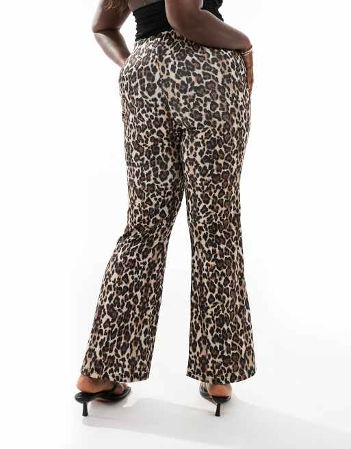 ONLY Curve ribbed flare trousers in leopard print, 3 of 5