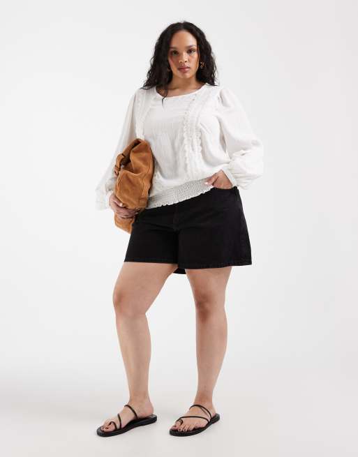 ONLY Curve ruffle detail blouse in white, 2 of 4