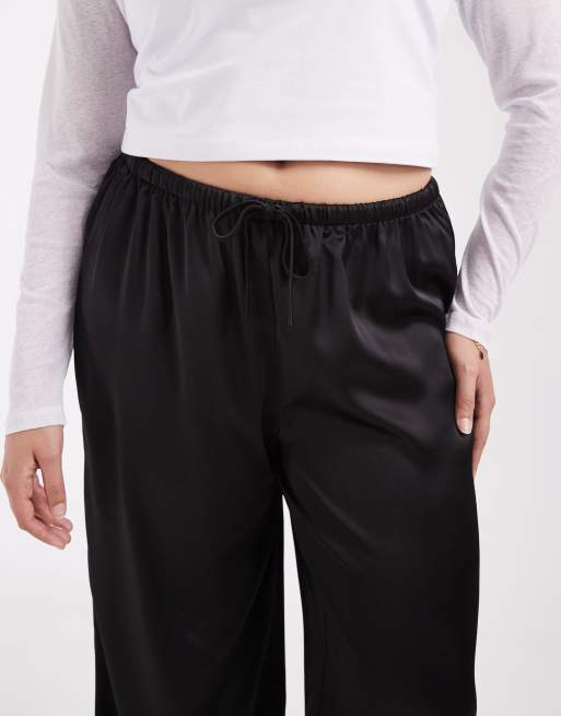 ONLY Curve satin look wide leg pants in black, 4 of 5