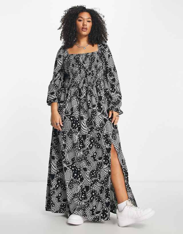 Only Curve smock maxi dress with side split in mono paisley print