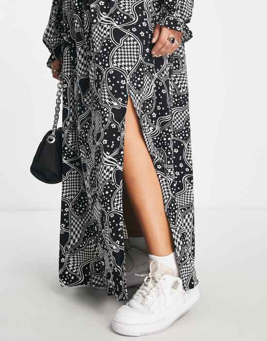 https://images.asos-media.com/products/only-curve-smock-maxi-dress-with-side-split-in-mono-paisley-print/203584038-3?$n_550w$&wid=550&fit=constrain