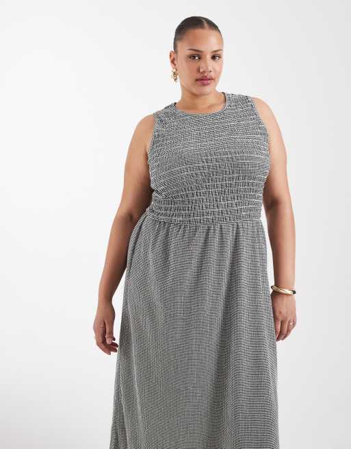 ONLY Curve smock midaxi dress in black gingham, 2 of 4