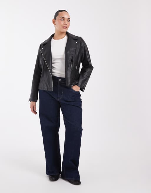 Only Curve – Svart jacka i läderimitation , 3 av 4