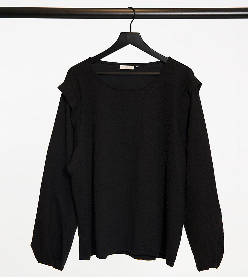 Only Curve sweat top with shoulder detail in black