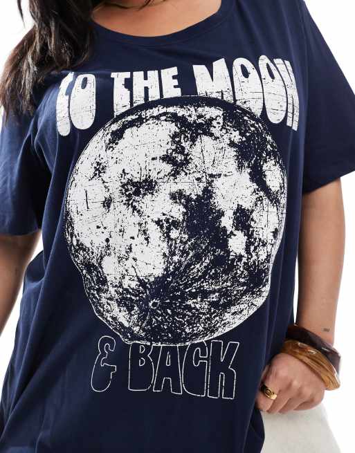ONLY Curve - T-shirt boyfriend blu navy con stampa di luna, 2 di 4