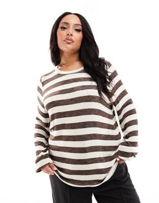 Only Curve T-shirt In Brown And White Stripe
