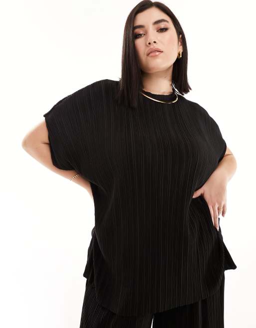 Only Curve - T-shirt nera accollata in coordinato 