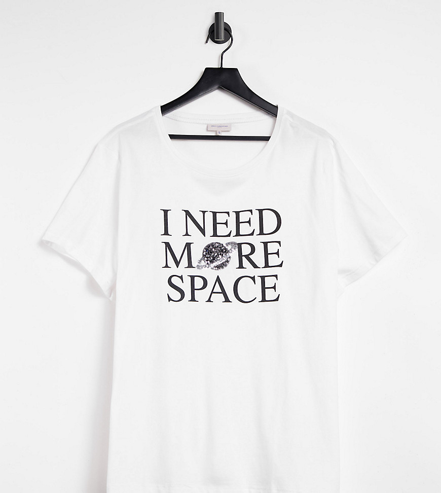 Only Curve t-shirt with need more space in white