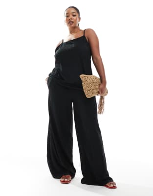 ONLY Curve - Texturierte Hose in Schwarz mit weitem Bein, Kombiteil