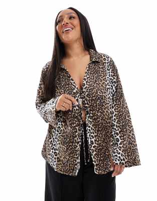 Only Curve ONLY Curve tie front blouse in leopard print-Brown