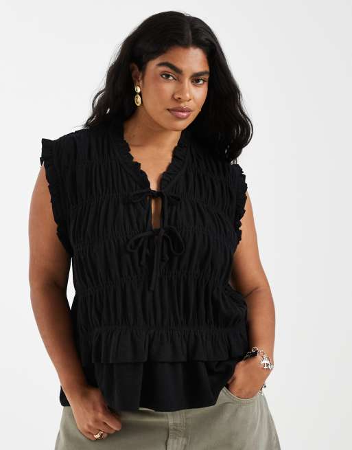ONLY Curve tie front linen blend top in black, 3 of 4