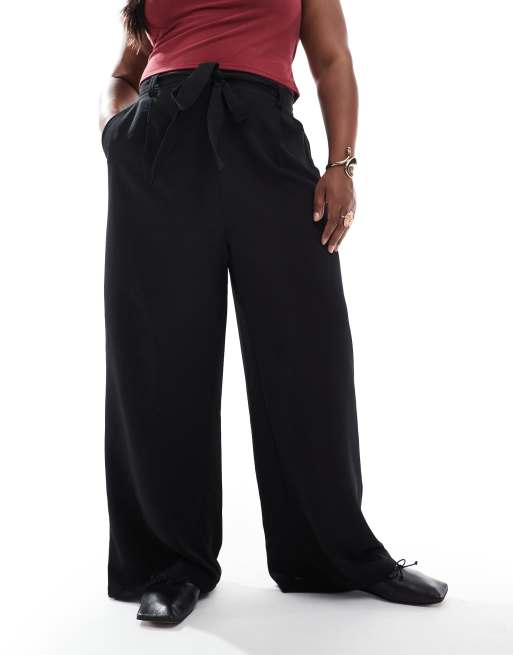 ONLY Curve tie waist palazzo trousers in black, 2 of 5